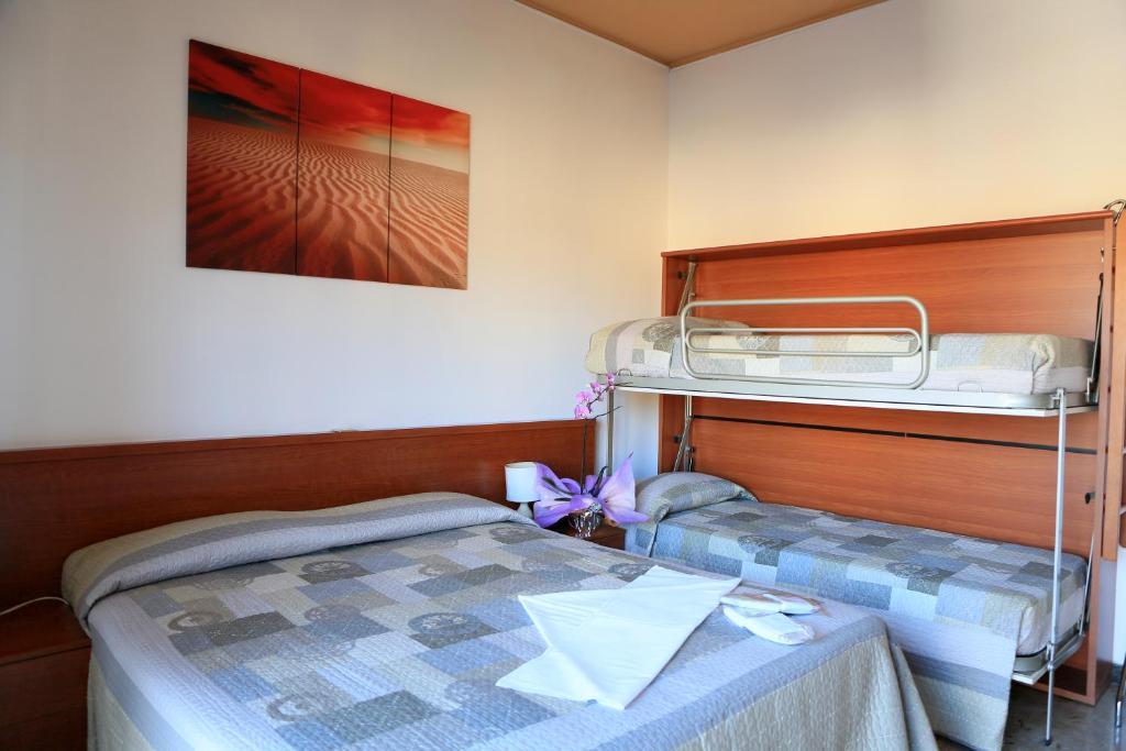 Hotel Virginia Diano Marina Dış mekan fotoğraf